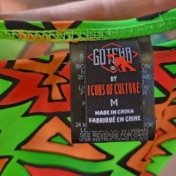 Gotcha Swimsuit by Icons of Culture Size M - Picture 2 of 3